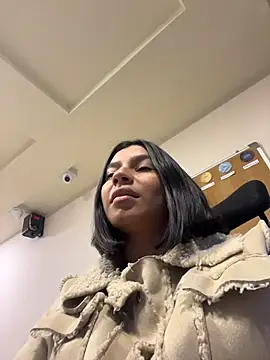 AlyssaRay's cam snapshot