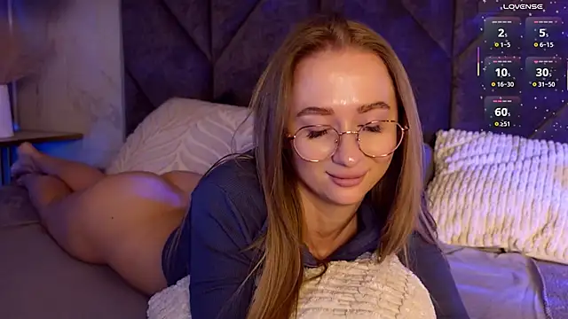 VictoriaLights live sex cam