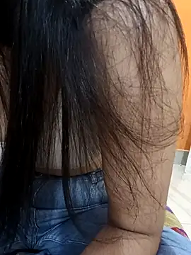 CuteSarikaLIVE's cam snapshot