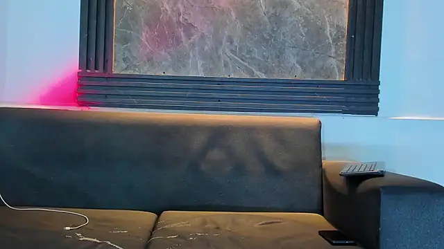 Latins_on_fire live sex cam