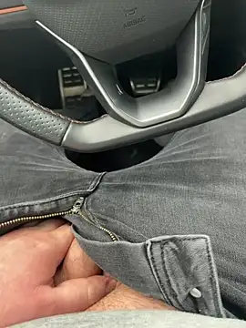 Dodo2223 live sex cam