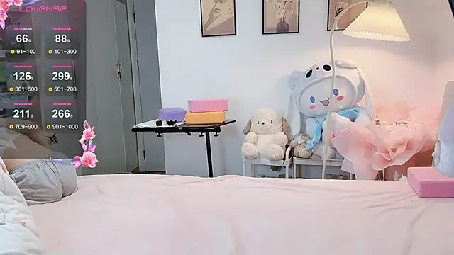 Luminous4173 live sex cam