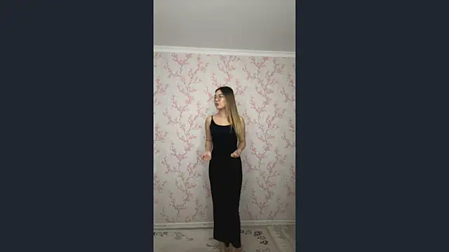 Elina_Mottel's cam snapshot