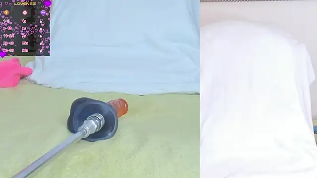 Soraya_Davis live sex cam