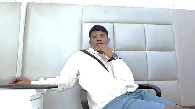 TonnyMarck live sex cam