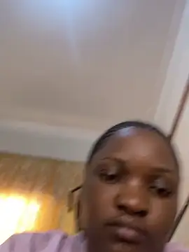 sweet18creamybigpussy's cam snapshot