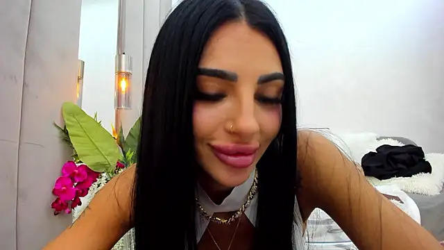 Britney_Charm_ live sex cam