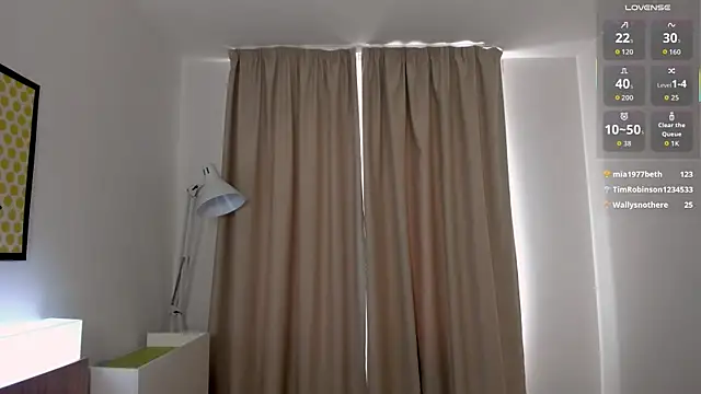 TiffinyMergist live sex cam