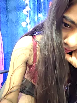 Alisha_Babyy live sex cam