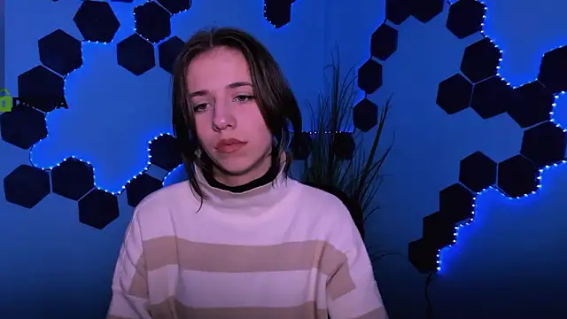 cleo_cool's cam snapshot