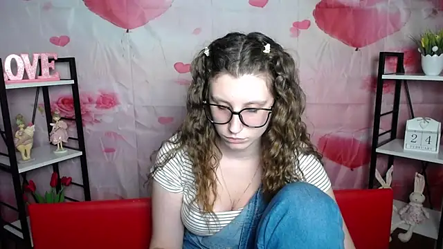 LilianaShine's cam snapshot