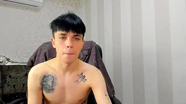 ClarkBev live sex cam